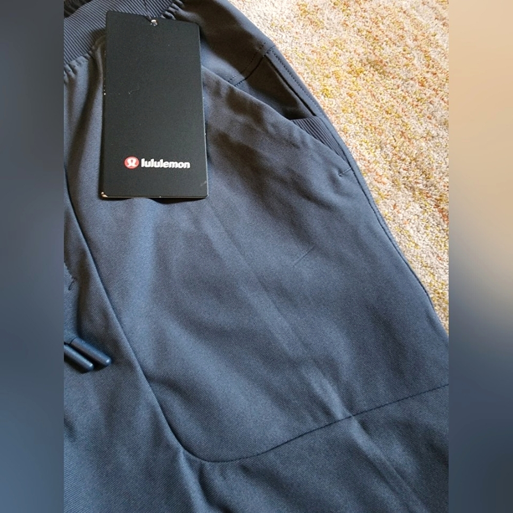 Lululemon ABC Jogger Pant Tall - NWT - Picture 3 of 15